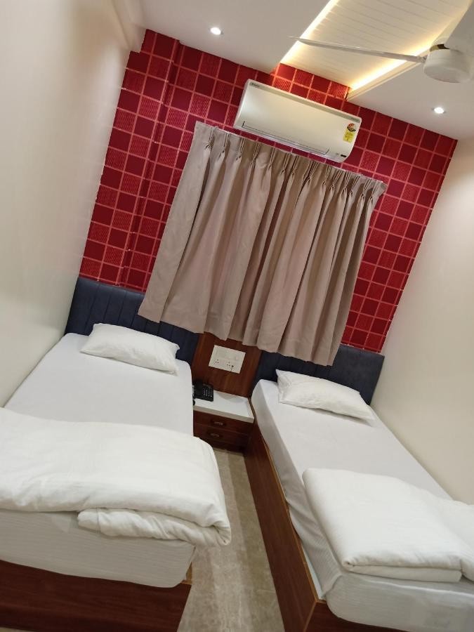 Hotel Suvarnam Residency Ahmednagar Buitenkant foto